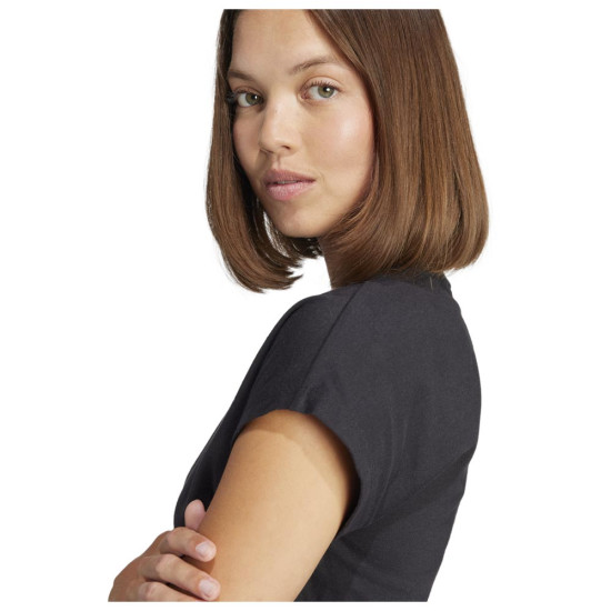 Adidas Γυναικεία κοντομάνικη μπλούζα Essentials Linear Single Jersey Tee Adidas Γυναικεία κοντομάνικη μπλούζα Essentials Linear Single Jersey Tee
